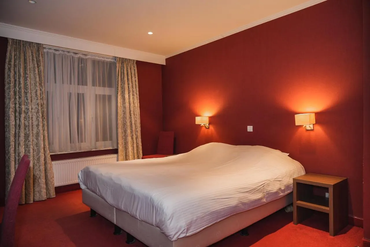 Hotel Louisa Остенде 3*,
